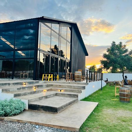 The Shed Venue & Boutique Hotel Лилонгве Екстериор снимка