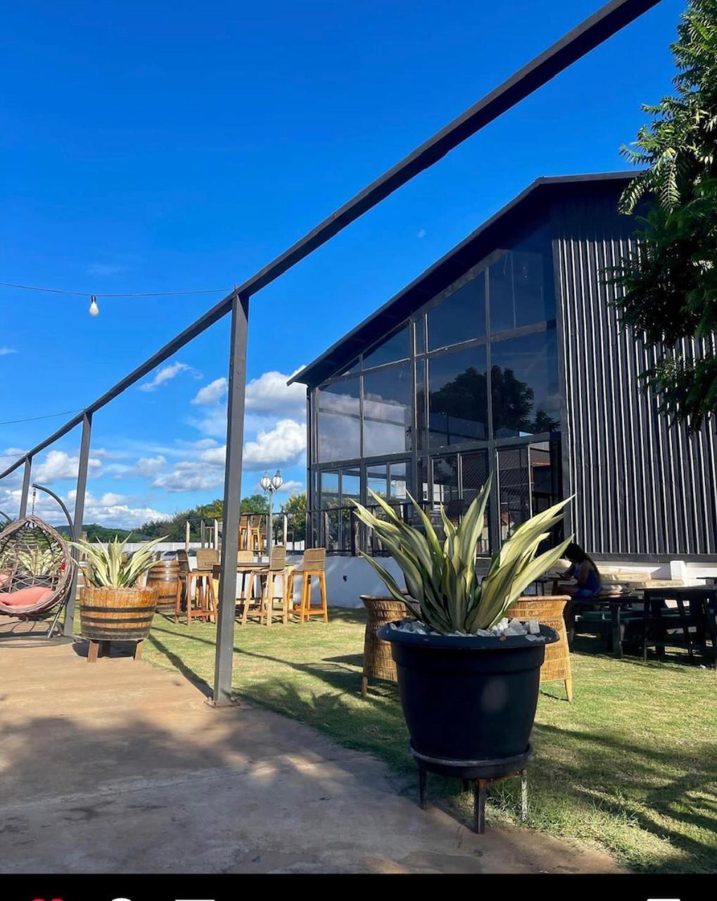 The Shed Venue & Boutique Hotel Лилонгве Екстериор снимка