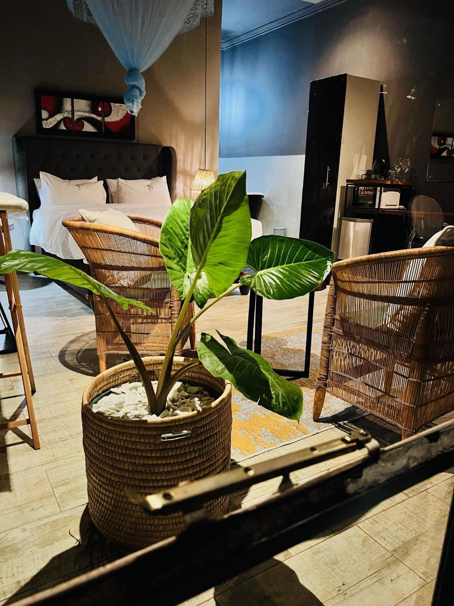 The Shed Venue & Boutique Hotel Лилонгве Екстериор снимка
