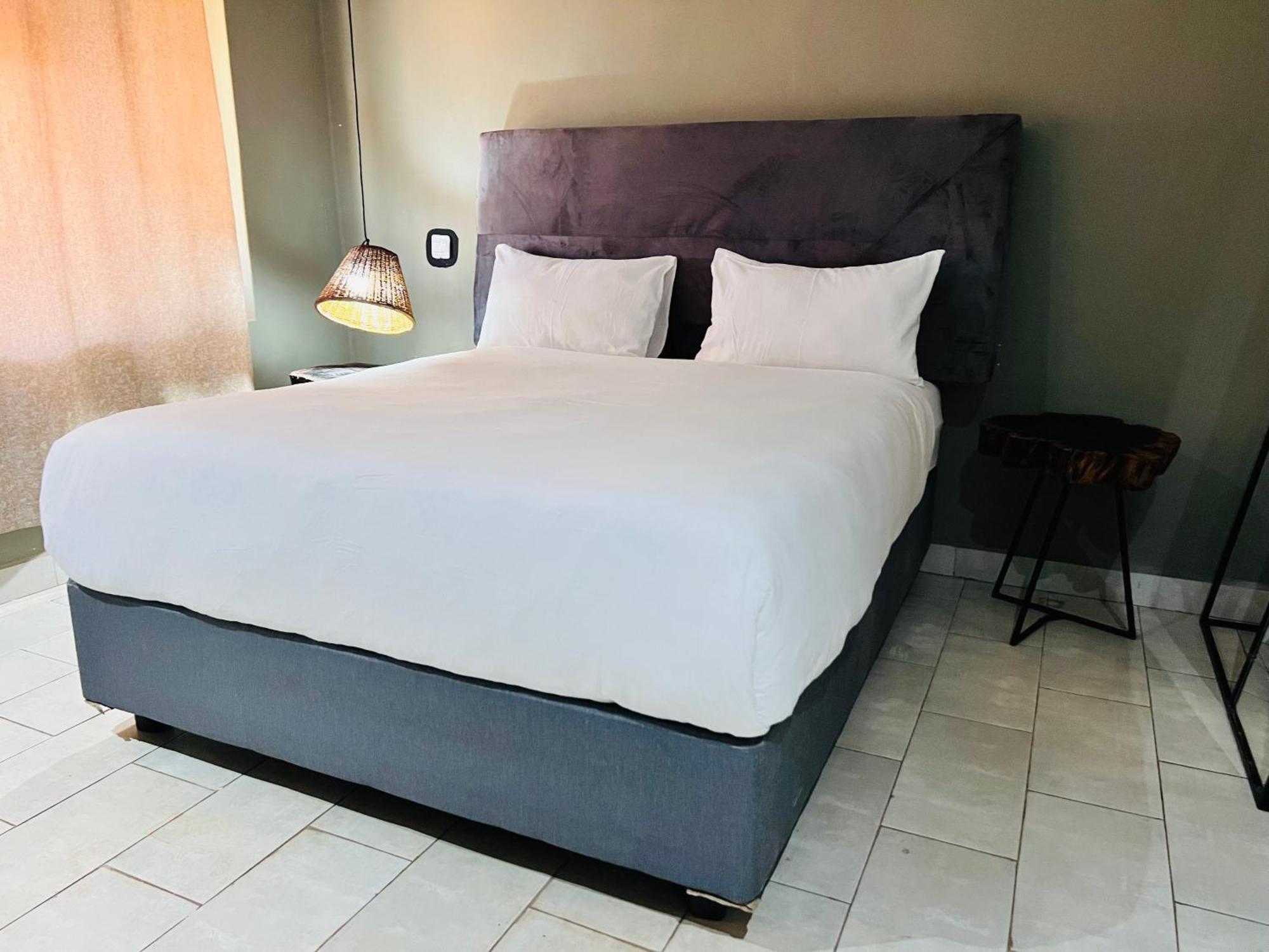 The Shed Venue & Boutique Hotel Лилонгве Екстериор снимка