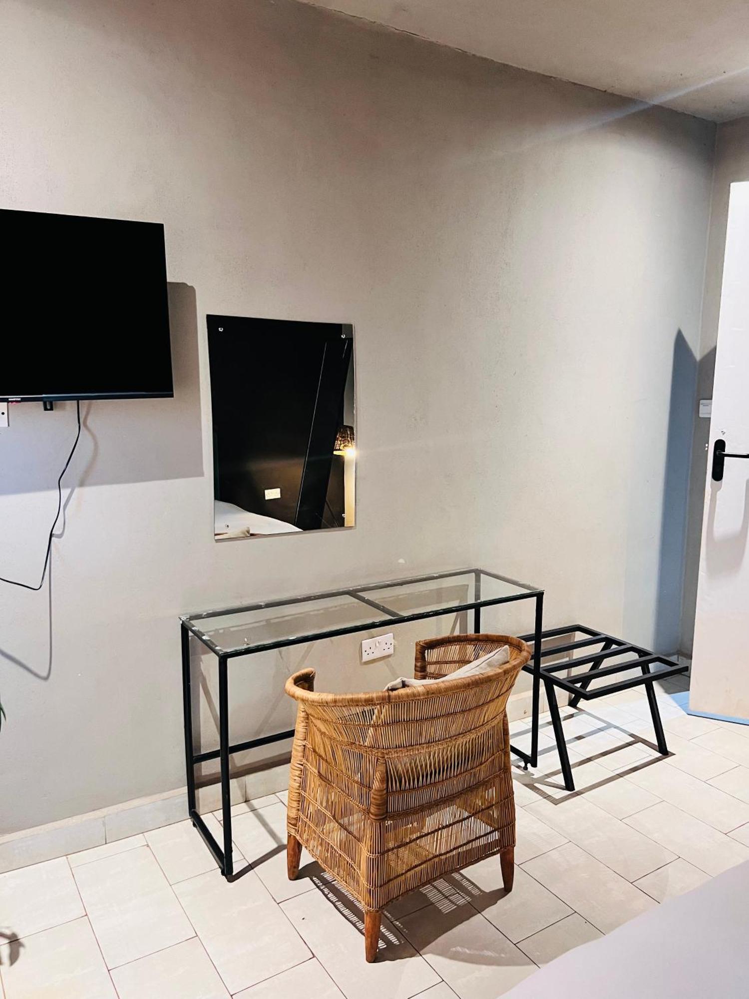 The Shed Venue & Boutique Hotel Лилонгве Екстериор снимка